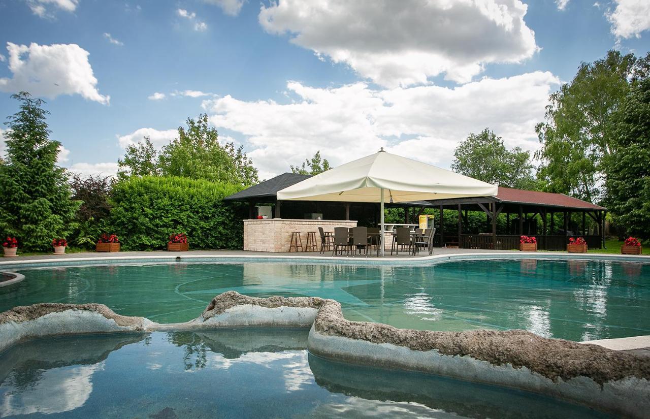 Forras Vendeghaz Villa Dunaegyhaza Bagian luar foto