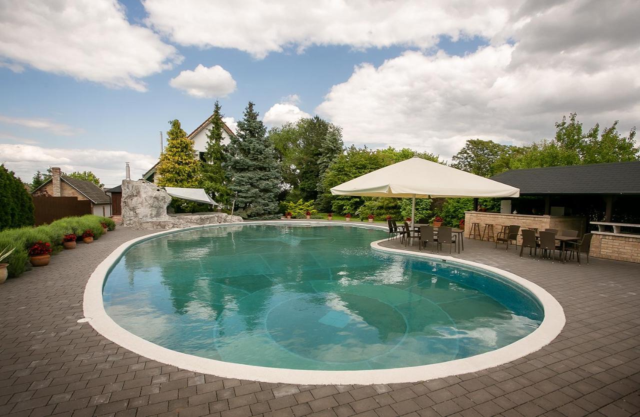 Forras Vendeghaz Villa Dunaegyhaza Bagian luar foto