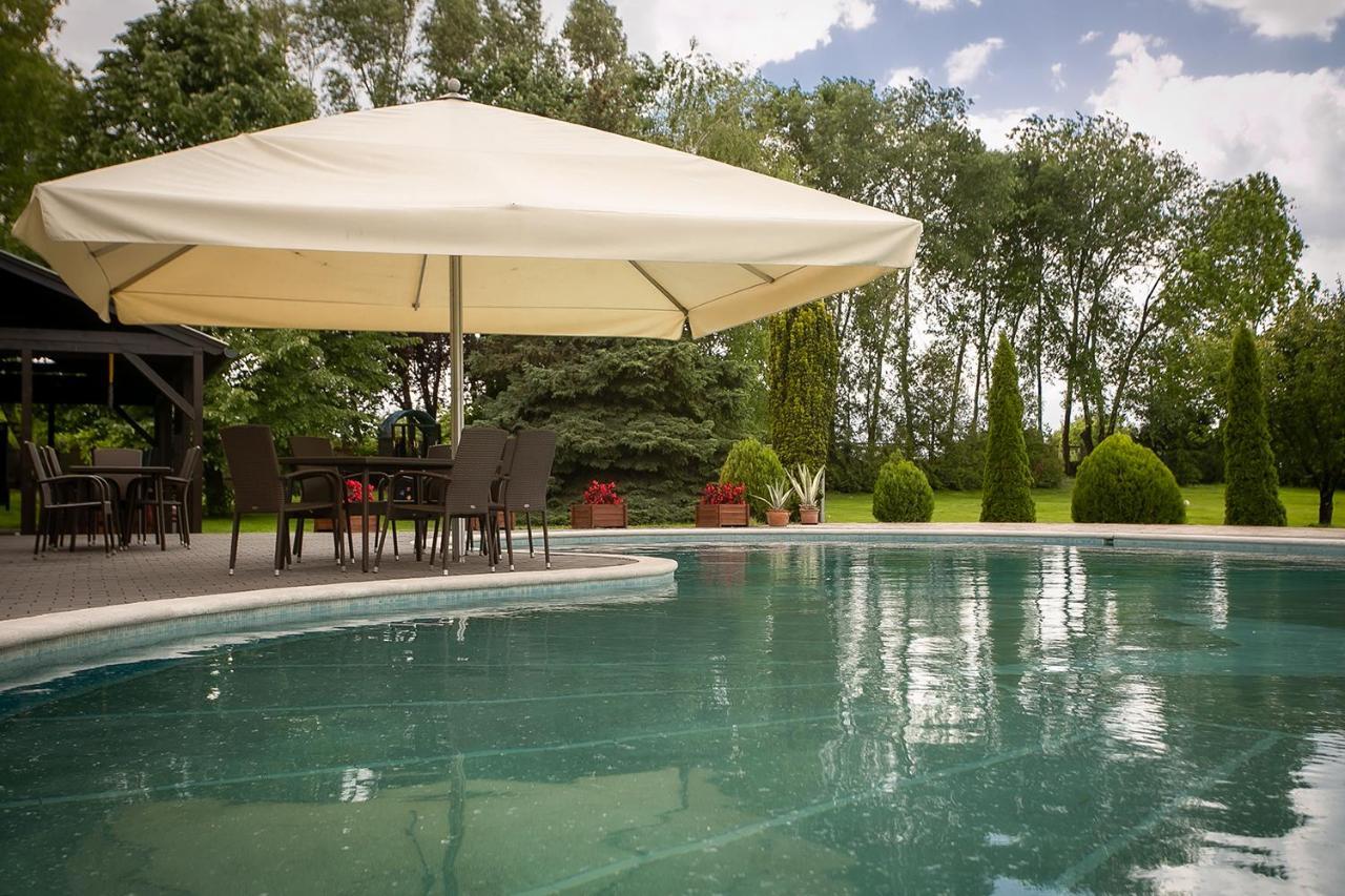 Forras Vendeghaz Villa Dunaegyhaza Bagian luar foto